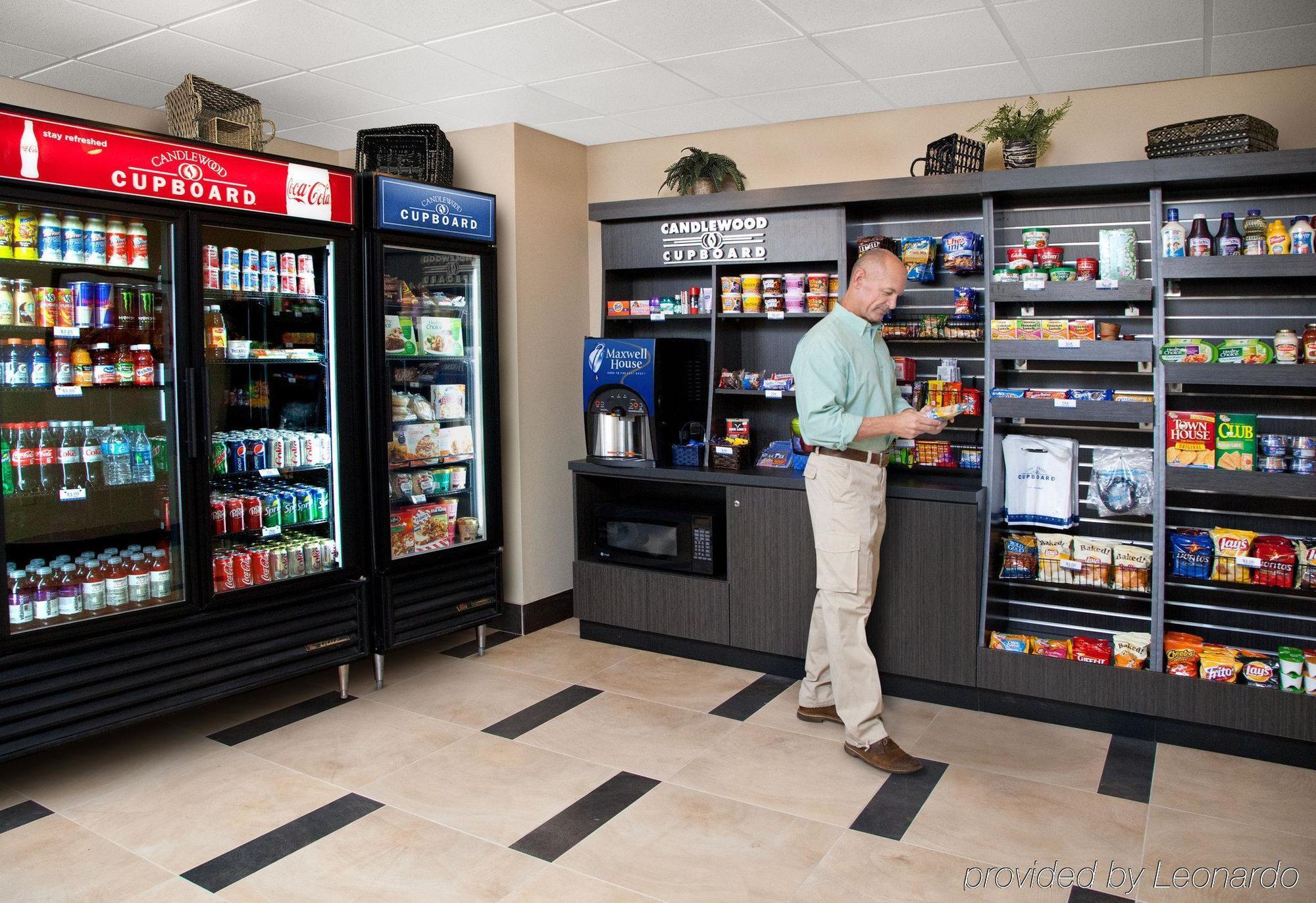 Sonesta Simply Suites Oklahoma City Airport מראה חיצוני תמונה